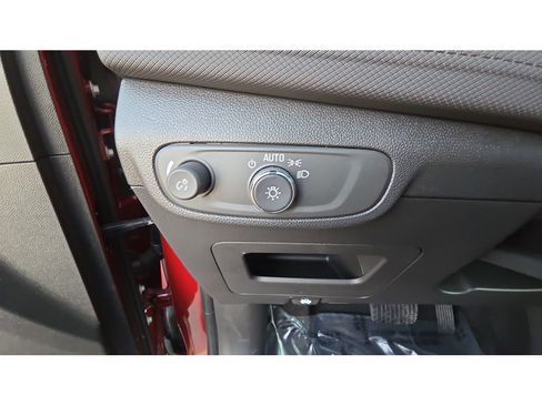 Certified 2024 Chevrolet TrailBlazer LT w/ LT Cold Weather Package image 23