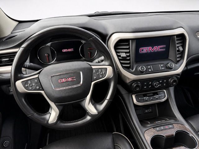 Used 2023 GMC Acadia Denali w/ Denali Technology Package AWD/4WD image 25