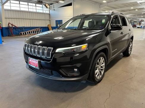 Used 2019 Jeep Cherokee Latitude Plus FWD image 7