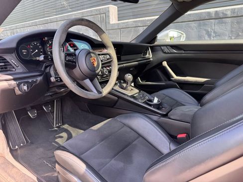 Certified 2022 Porsche 911 Carrera 4 GTS AWD/4WD image 15