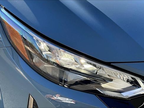 New 2025 Nissan Sentra SR image 13