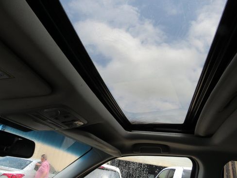 Used 2013 Honda Pilot Touring image 20