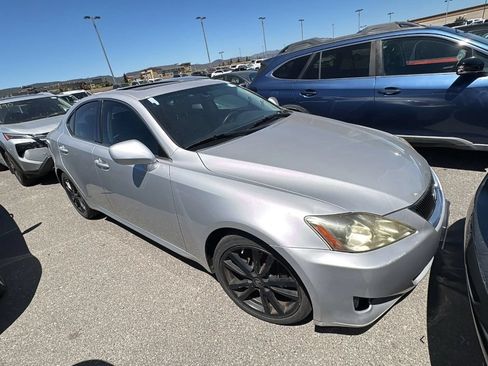 Used 2008 Lexus IS 250 RWD image 3