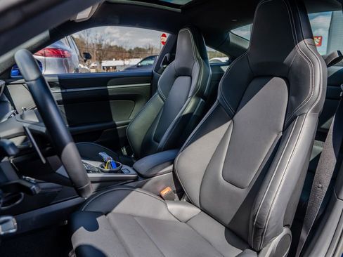 Used 2024 Porsche 911 Carrera S w/ Sport Package image 19