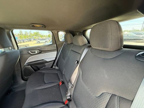 Used 2025 Jeep Compass Sport AWD/4WD image 24