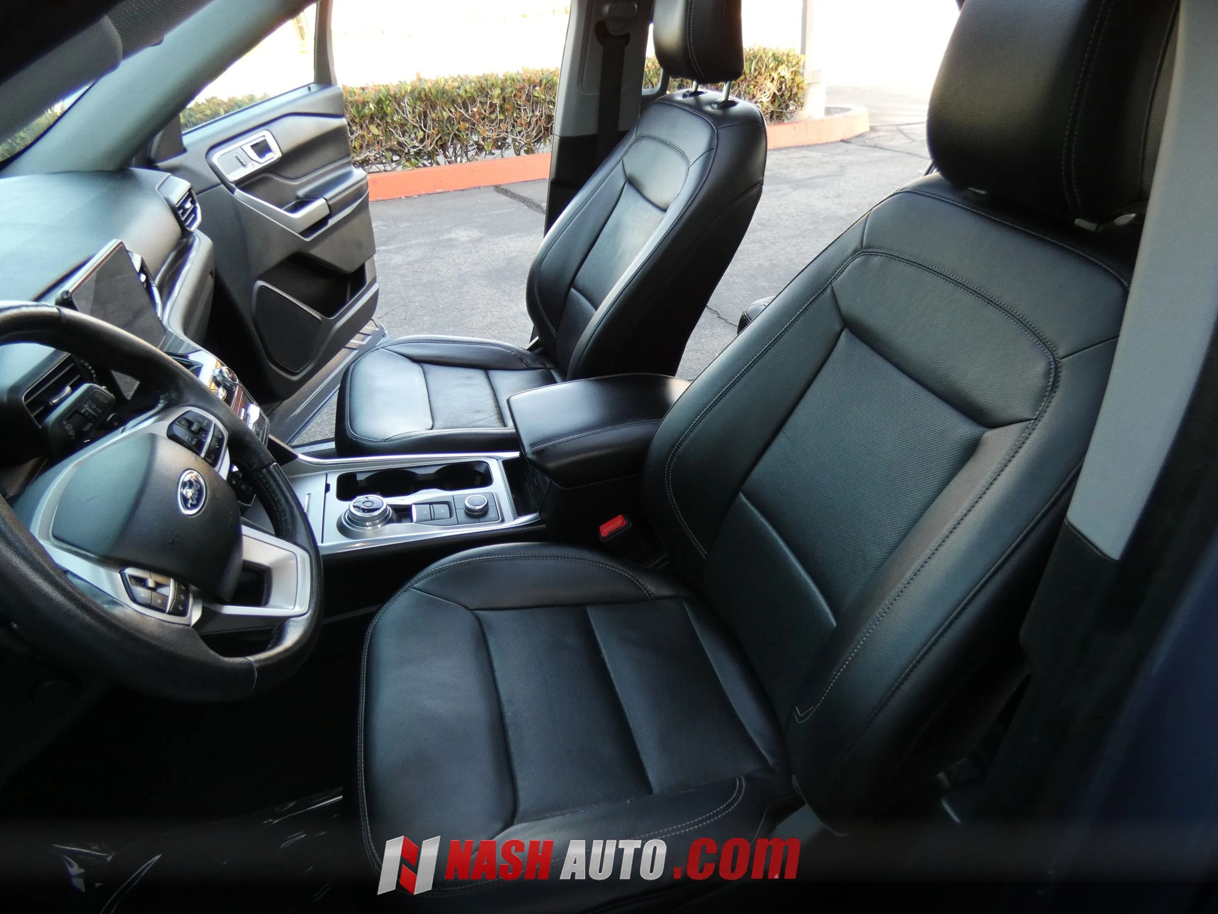Used 2021 Ford Explorer Limited AWD/4WD image 54