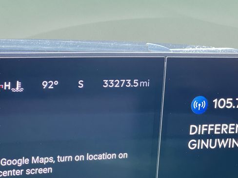 Certified 2025 Lincoln Navigator Reserve AWD/4WD image 11