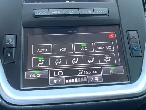 Used 2024 Subaru Outback AWD/4WD image 22