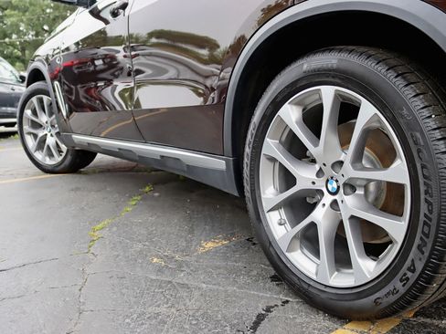 Used 2019 BMW X5 xDrive40i w/ Premium Package 2 AWD/4WD image 14