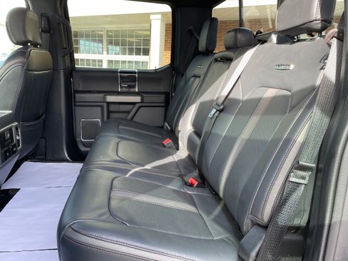 Used 2022 Ford F350 Platinum w/ Tremor Off-Road Package image 10