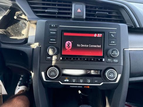 Used 2019 Honda Civic LX image 21
