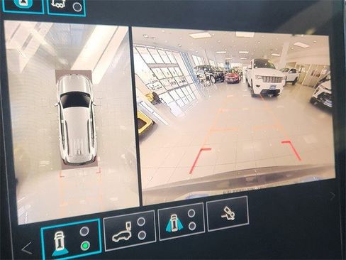 Certified 2025 GMC Acadia Elevation image 25