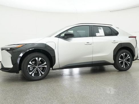 New 2025 Toyota bZ4X FWD image 16