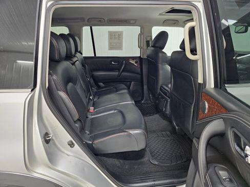 Used 2020 Nissan Armada SL w/ Premium Package image 20