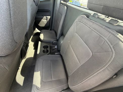 Used 2016 GMC Canyon SLE RWD image 13