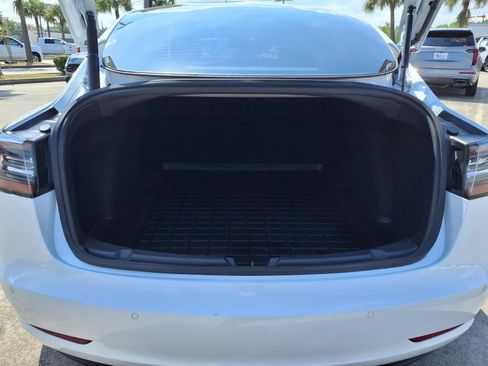 Used 2021 Tesla Model 3 Long Range AWD/4WD image 7