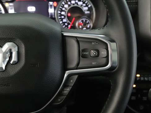 Used 2024 RAM 1500 Laramie image 10