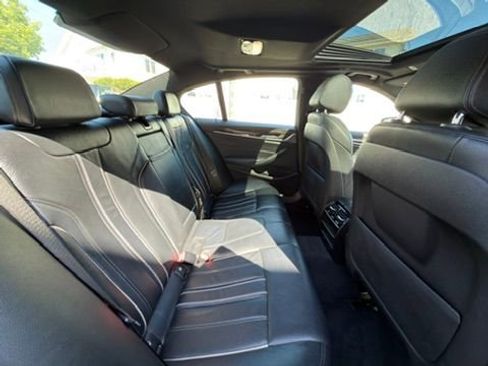 Used 2019 BMW 540i xDrive AWD/4WD image 27