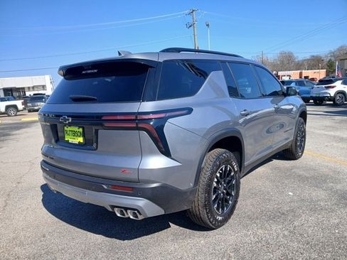 New 2026 Chevrolet Traverse Z71 w/ Enhanced Driving Package image 7