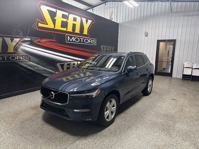 Used 2022 Volvo XC60 B5 Momentum