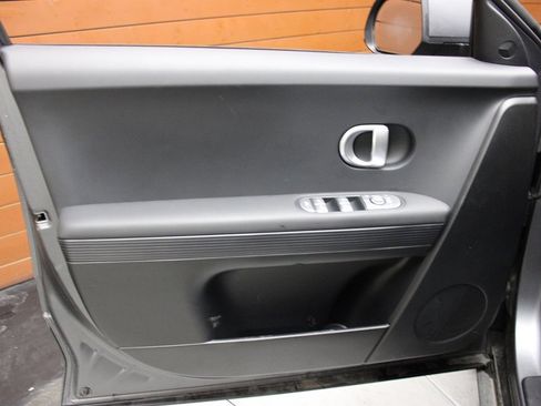 Used 2024 Hyundai Ioniq 5 SEL image 19