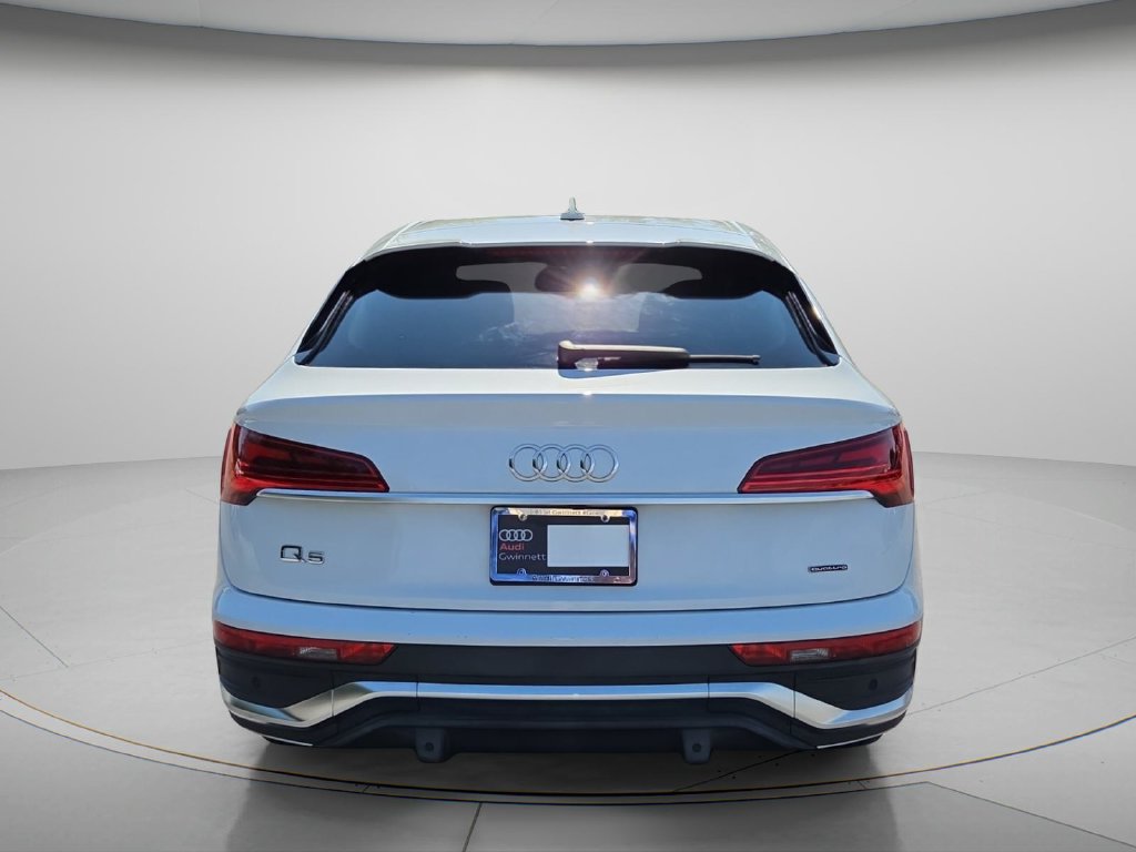 Used 2023 Audi Q5 2.0T Premium w/ Convenience Package AWD/4WD image 5