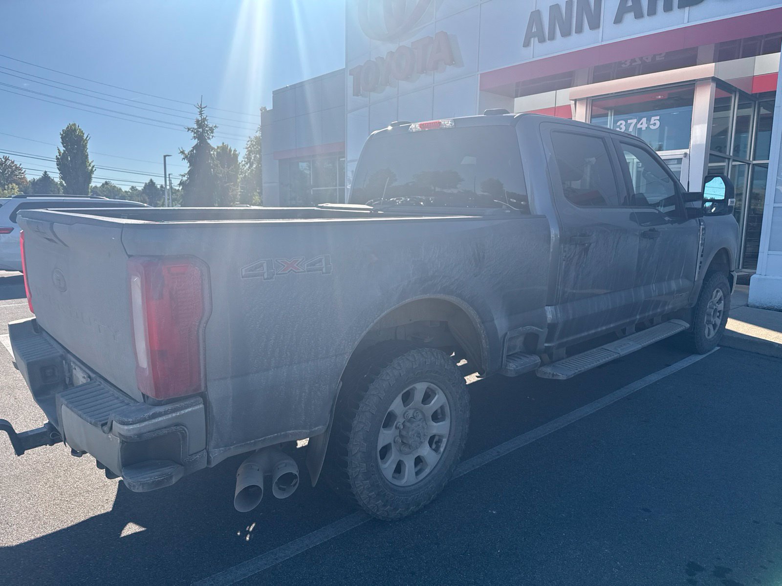Used 2024 Ford F350 XLT w/ Camper Package AWD/4WD image 5
