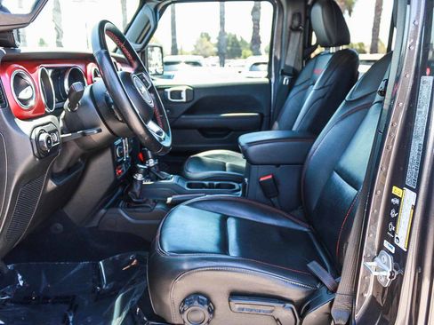Used 2021 Jeep Wrangler Unlimited Rubicon AWD/4WD image 17