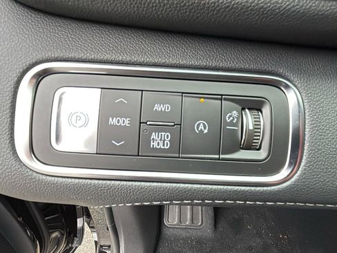 New 2026 Buick Enclave Avenir w/ Super Cruise Package image 14