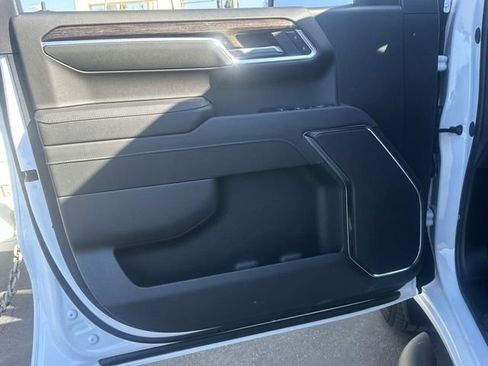 New 2026 GMC Sierra 1500 Elevation image 23