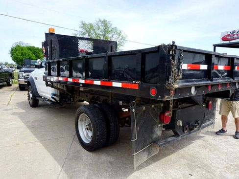 Used 2011 RAM 5500 Regular Cab 2WD w/ Cold Weather Group image 6