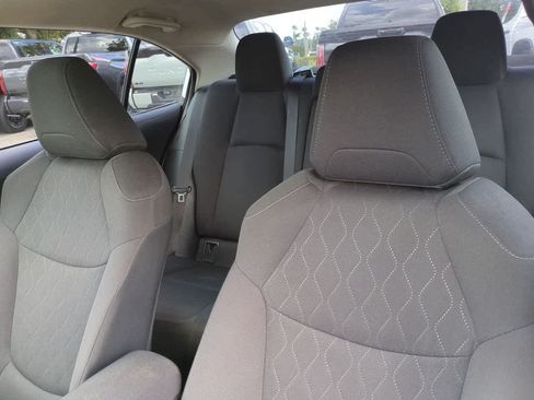 Used 2021 Toyota Corolla LE FWD image 8