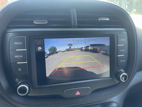 Used 2023 Kia Soul LX FWD image 31