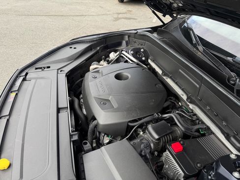 Used 2016 Volvo XC90 T6 Momentum w/ Momentum Plus Package image 11