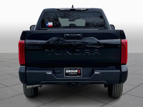 New 2025 Toyota Tundra SR image 4