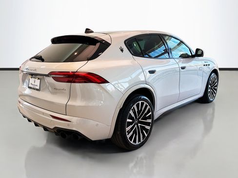 New 2025 Maserati Grecale Modena image 3