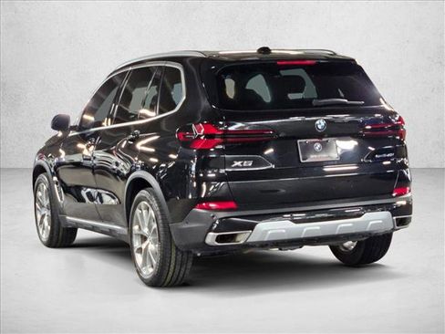 Certified 2024 BMW X5 sDrive40i w/ Parking Assistance Package RWD image 8