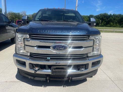 Used 2017 Ford F250 Lariat w/ Chrome Package AWD/4WD image 3