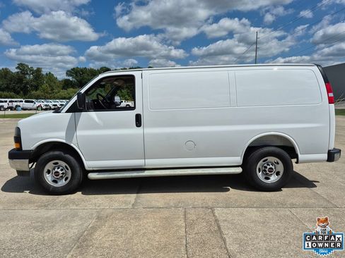 Certified 2025 GMC Savana 2500 w/ Driver Convenience Package RWD image 4