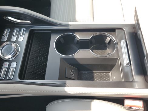 New 2026 Lincoln Nautilus Reserve AWD/4WD image 27