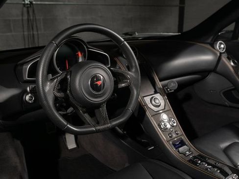 Used 2013 McLaren MP4-12C Spider RWD image 26