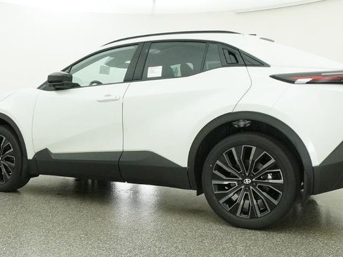 New 2026 Toyota C-HR AWD/4WD image 13