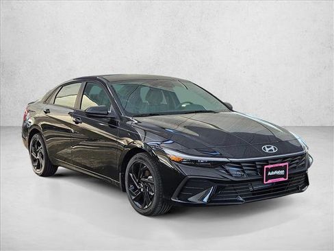 New 2026 Hyundai Elantra Sport FWD image 7