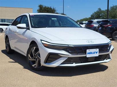 New 2025 Hyundai Elantra Limited