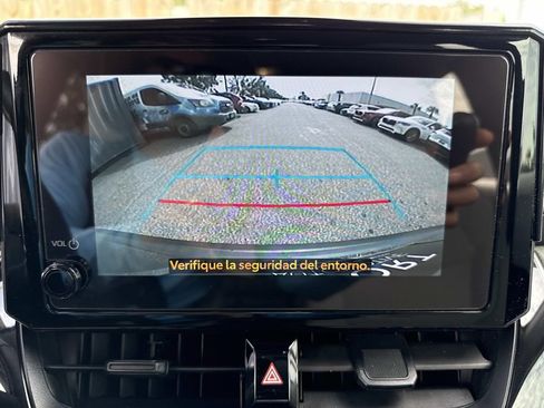 Used 2025 Toyota Corolla Cross L FWD image 28