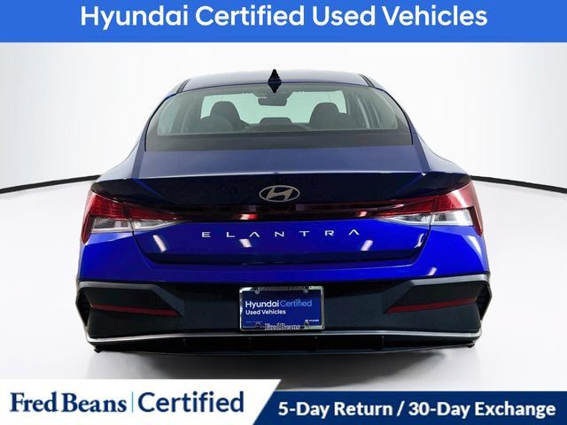 Used 2024 Hyundai Elantra SE FWD image 10