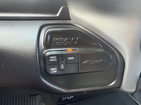 Used 2024 RAM 2500 Big Horn AWD/4WD image 11