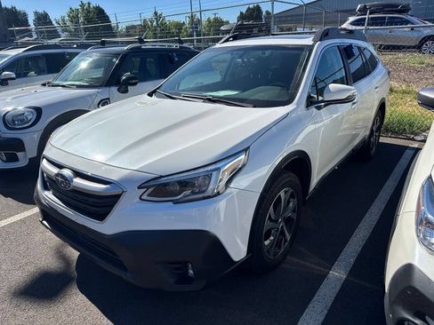 Used 2022 Subaru Outback Limited AWD/4WD image 1
