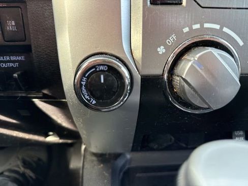 Used 2016 Toyota Tundra SR5 w/ SR5 Upgrade Package image 15