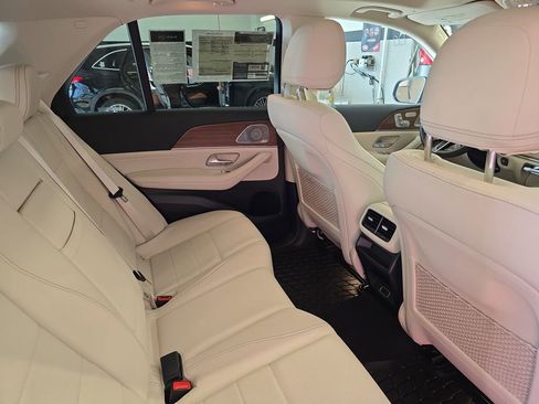 Certified 2025 Mercedes-Benz GLE 350 4MATIC image 13